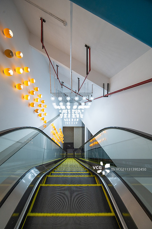 江苏省宿迁市宿迁晶·世界玻璃艺术馆，从沙子到艺术品图片素材