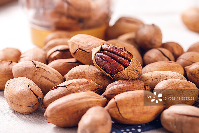 碧根果图片素材