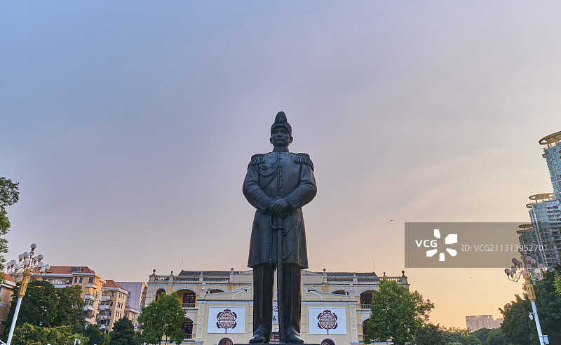 中国广州孙中山大元帅府纪念雕像图片素材