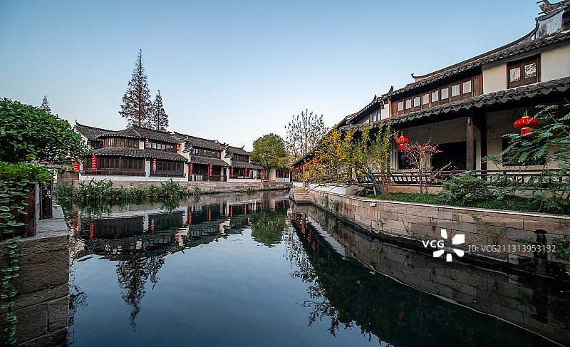 江苏省苏州市黎里古镇，历经千年依旧保存完好的江南水乡图片素材