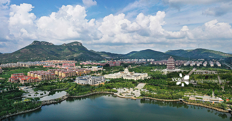 山东枣庄山亭区城市风光图片素材
