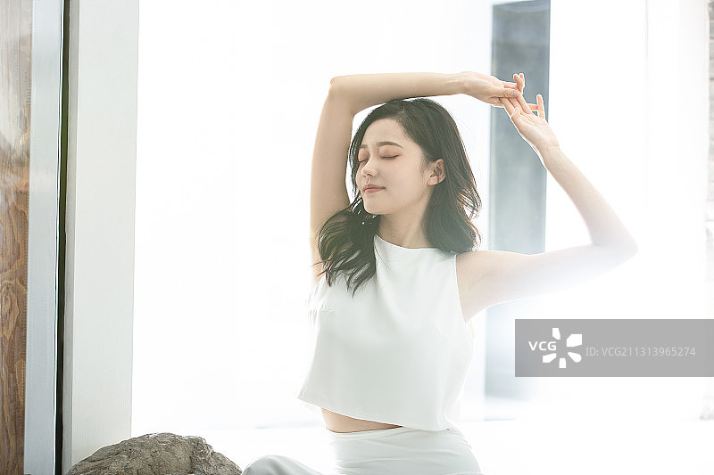 青年女子时尚肖像图片素材