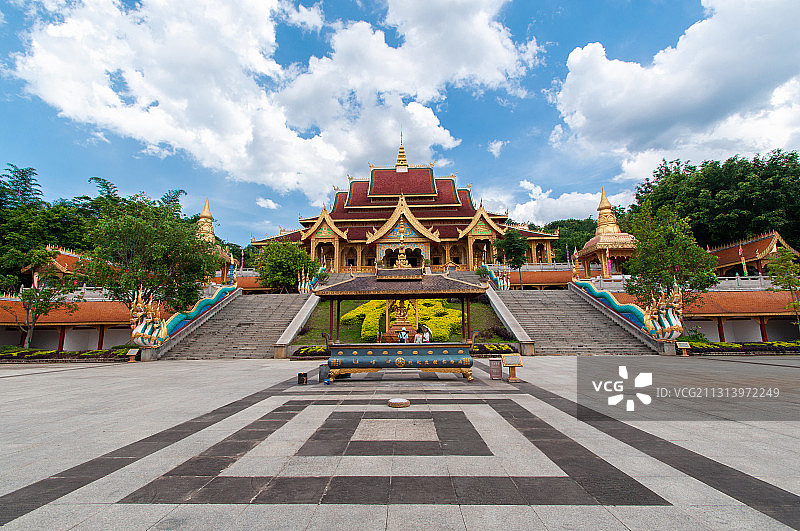 云南西双版纳勐泐大佛寺图片素材