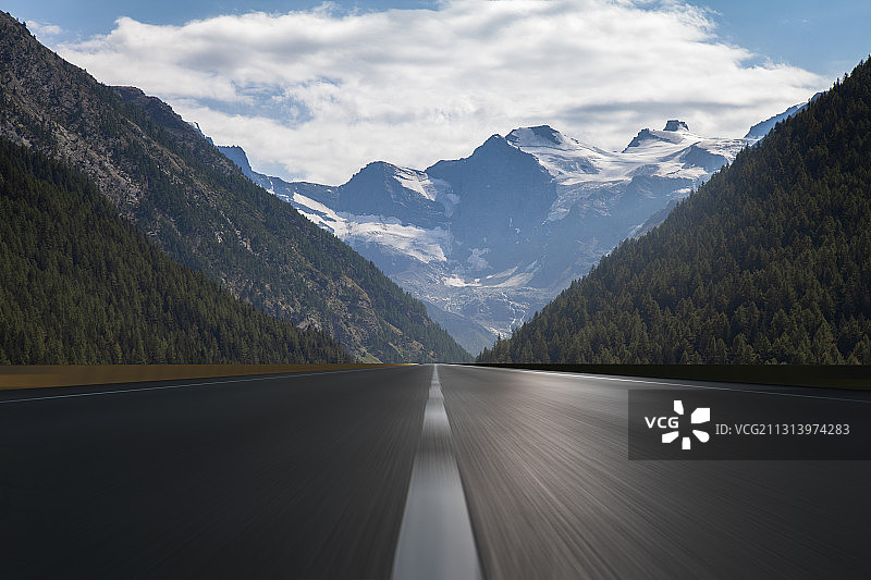 青海雪山户外公路汽车广告背景图图片素材