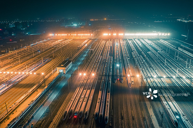 航拍郑州动车段存车场夜景图片素材