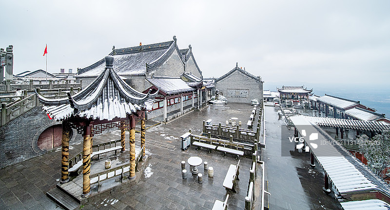 雪后江苏省句容市茅山“仙境”，“神仙福地”宛如一幅展开的画卷图片素材