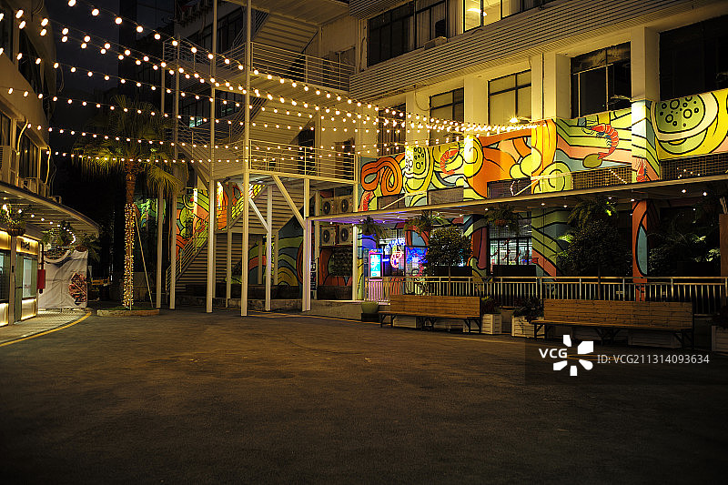 深圳1983创意小镇夜景图片素材