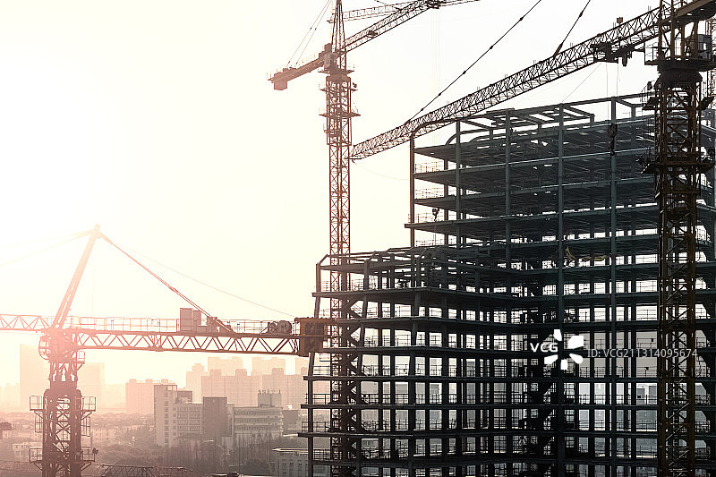 建造中的钢结构大楼图片素材