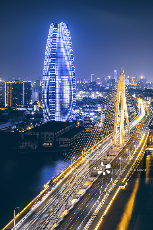 宁波财富中心及外滩大桥图片素材