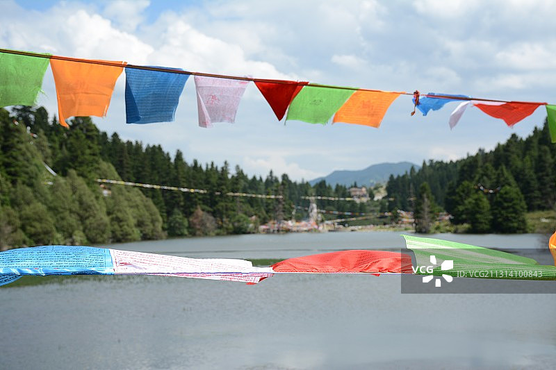 经幡飒飒图片素材