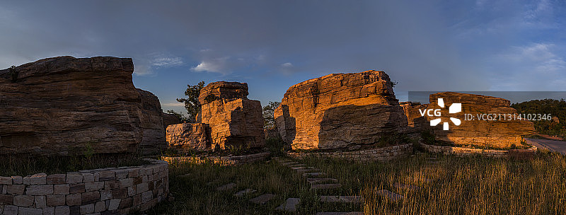 青要山世界地质公园石阵图片素材