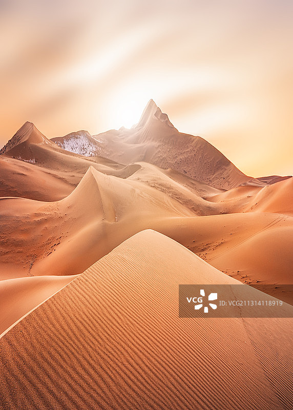 巴丹吉林沙漠手机壁纸图片素材