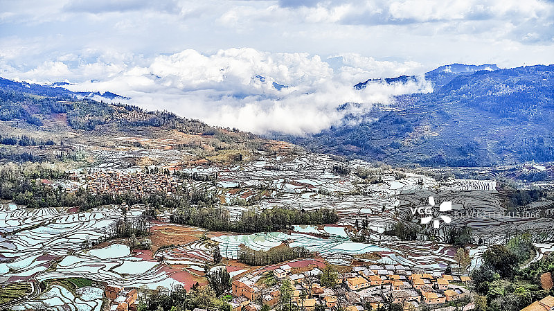 箐口鸟瞰图片素材