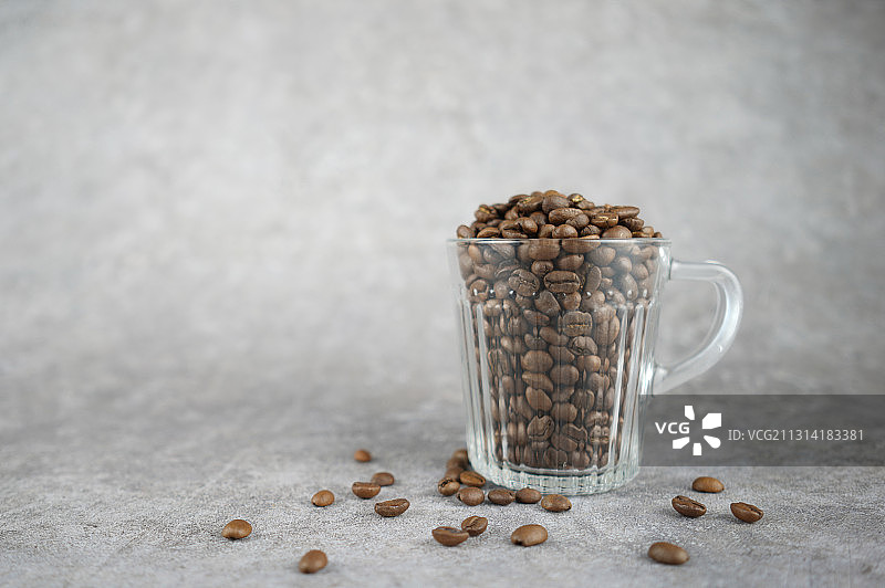 一杯咖啡豆图片素材
