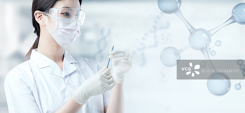 亚洲女医生与分子模型，医疗技术智能网络概图片素材