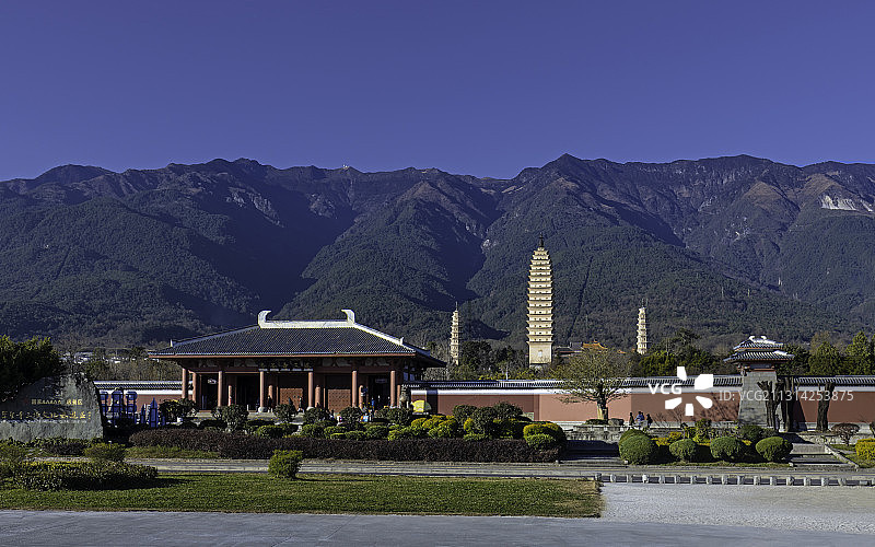 云南大理崇圣寺三塔图片素材