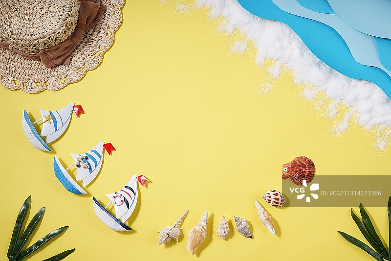 沙滩与船只,遮阳帽图片素材