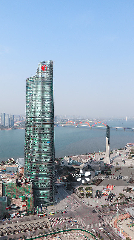 湖南长沙北辰三角洲 北辰中信银行大厦和长沙滨江文化园图片素材