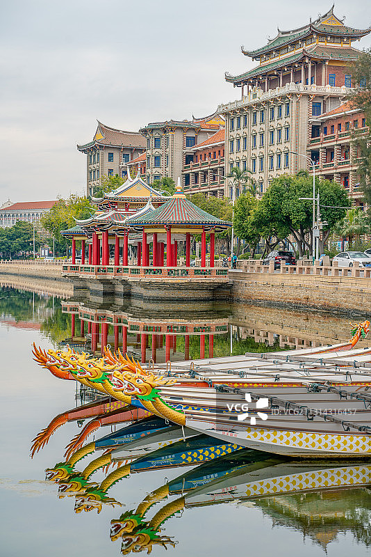 福建厦门集美学村的龙舟图片素材