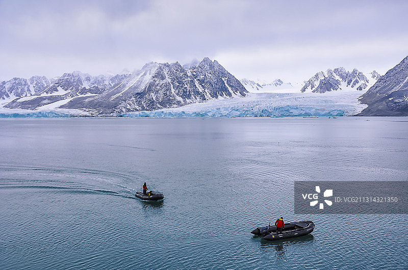 斯瓦尔巴岛摩纳哥冰川图片素材