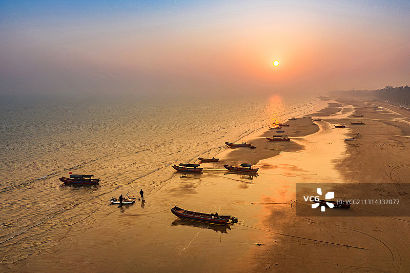 海上日出（中国 广西）图片素材