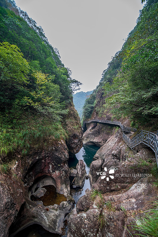 浙江省温州市文成县4A级景区铜铃山-隐藏着地质奇观“穴壶”图片素材