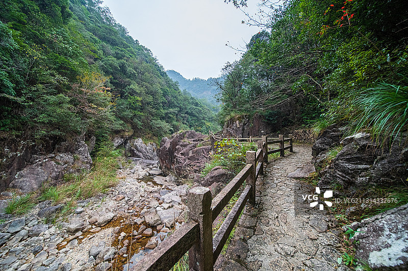 浙江省温州市文成县4A级景区铜铃山-隐藏着地质奇观“穴壶”图片素材