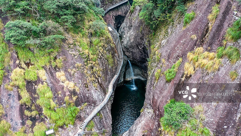 浙江省温州市文成县4A级景区铜铃山-隐藏着地质奇观“穴壶”图片素材