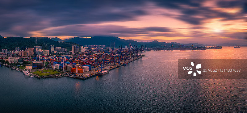 盐田港日出图片素材