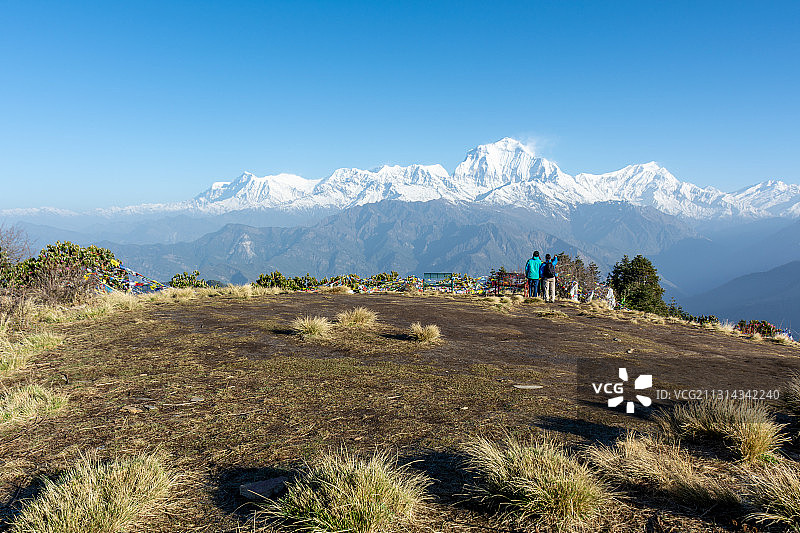 尼泊尔雪山风光，雪山，道拉吉利峰，喜马拉雅山脉，西藏以西图片素材