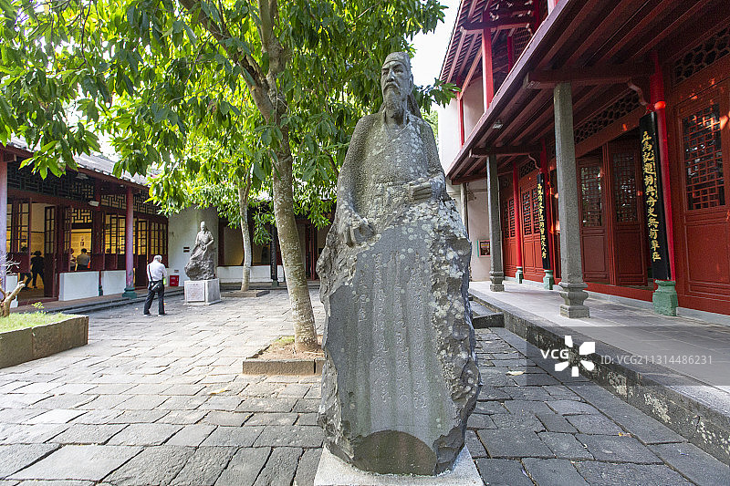 海南省海口市五公祠李光雕像图片素材