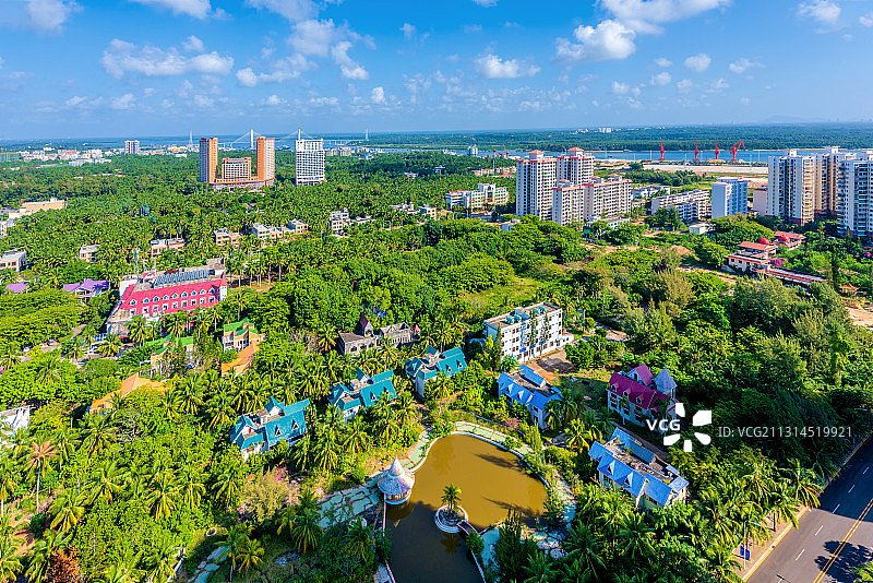 中国海南省文昌市清澜高隆湾城市风光图片素材