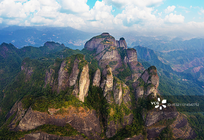 《广西都峤山》图片素材