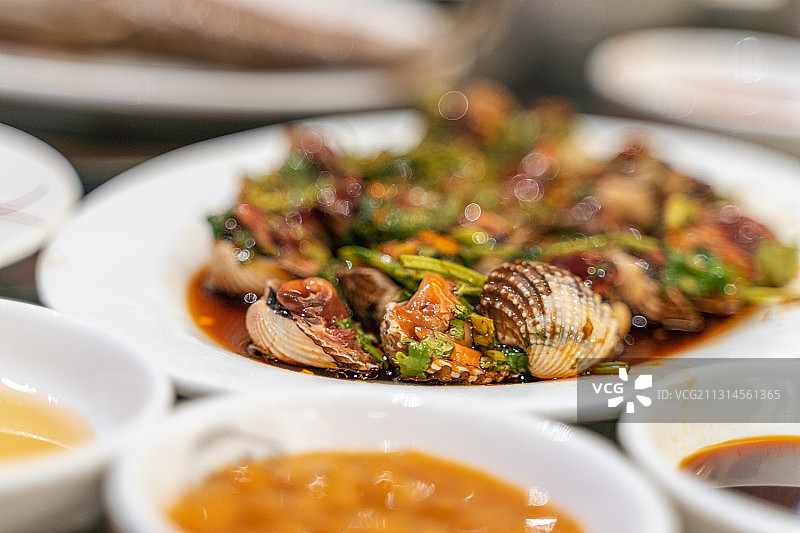 潮汕菜海鲜生腌血蚶图片素材
