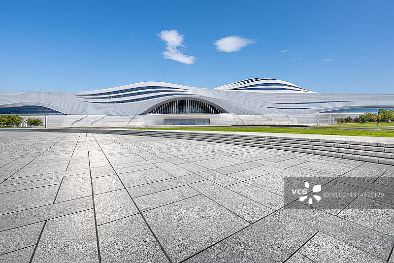 艺术场馆现代建筑广场草地图片素材