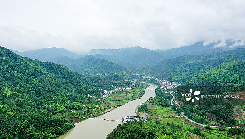 安徽省池州市石台县，中国原生态最美山乡，牯牛降仙寓山秋浦河图片素材