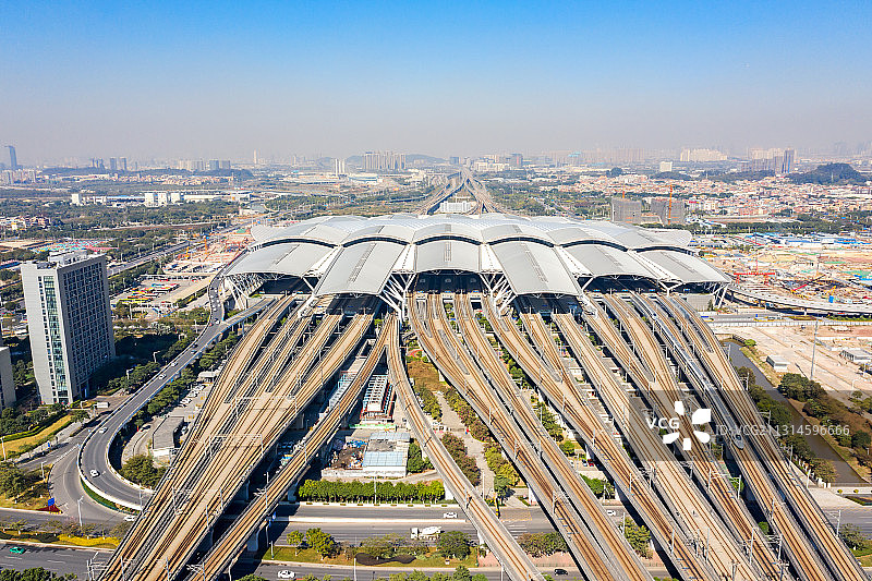 俯瞰广州南站图片素材