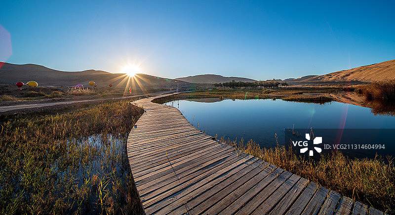 甘肃省金昌市永昌县巴丹吉林沙漠-中国最美的沙漠曲线图片素材