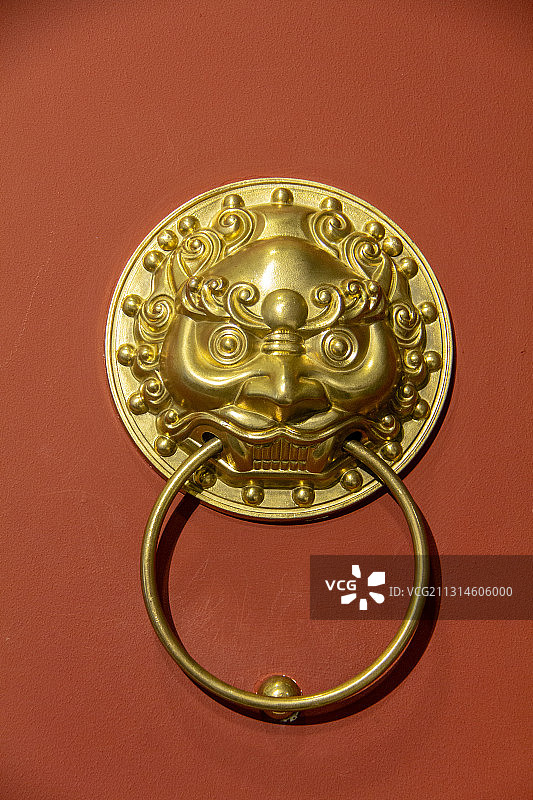 中国北京首都博物馆镏金铜辅首图片素材