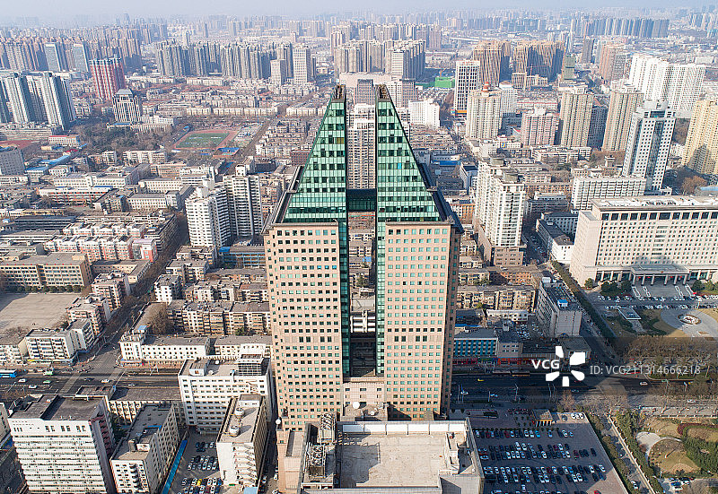 河南郑州地标建筑裕达国贸航拍高视角图片素材