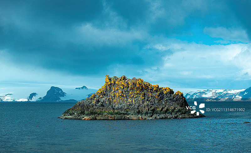 岩石和冰盖图片素材