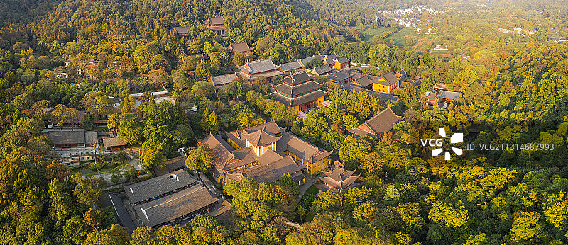 航拍杭州灵隐寺图片素材