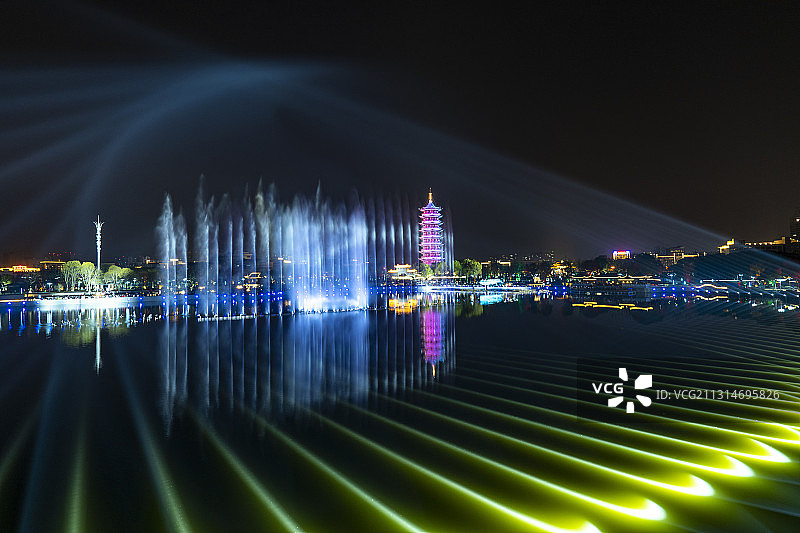 音乐喷泉图片素材