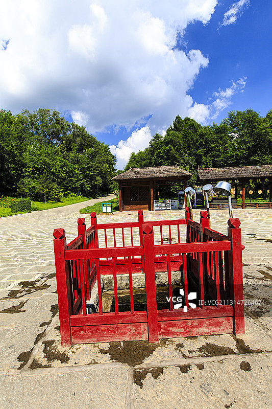 辽宁抚顺赫图阿拉城罕王井图片素材