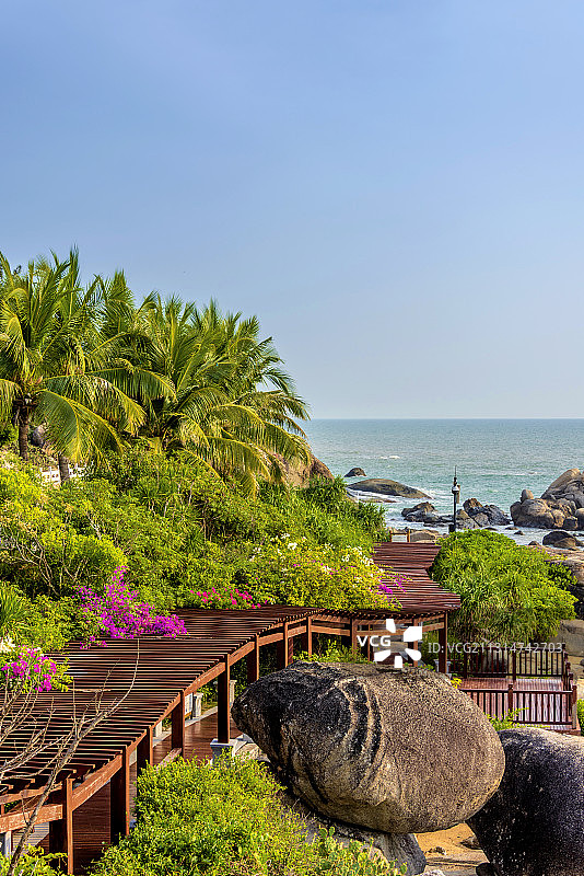 中国海南省三亚市大小洞天海滨风光图片素材