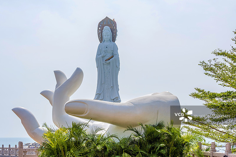 中国海南省三亚市南山露天观音图片素材