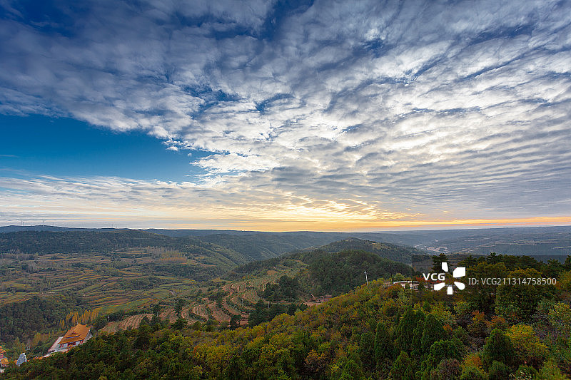陕西黄龙无量山风光图片素材