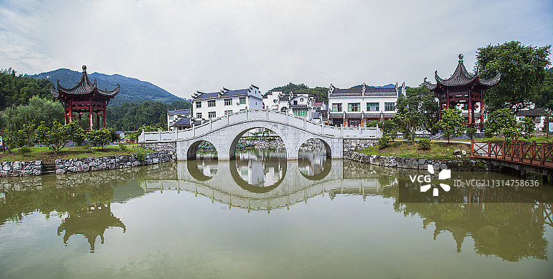 江西高安华林艮山古村图片素材