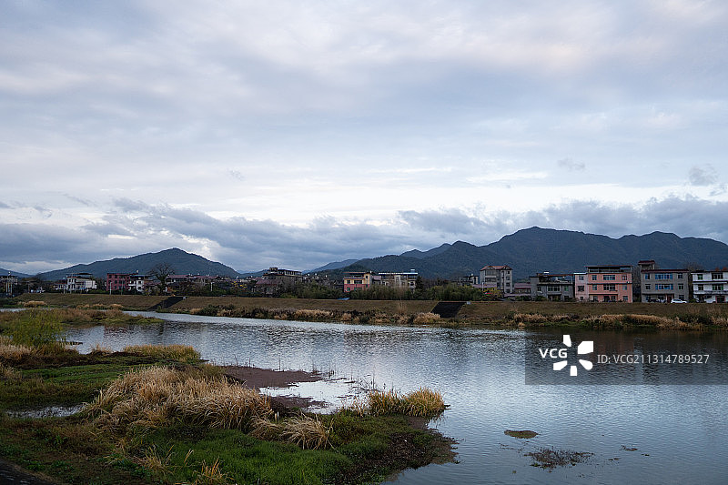 沿河风光图片素材
