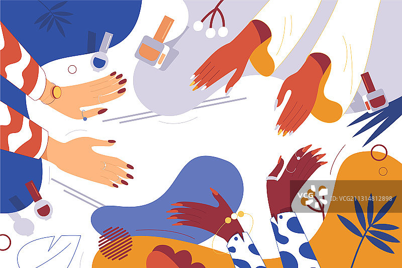 涂着彩色指甲油的女孩的手图片素材